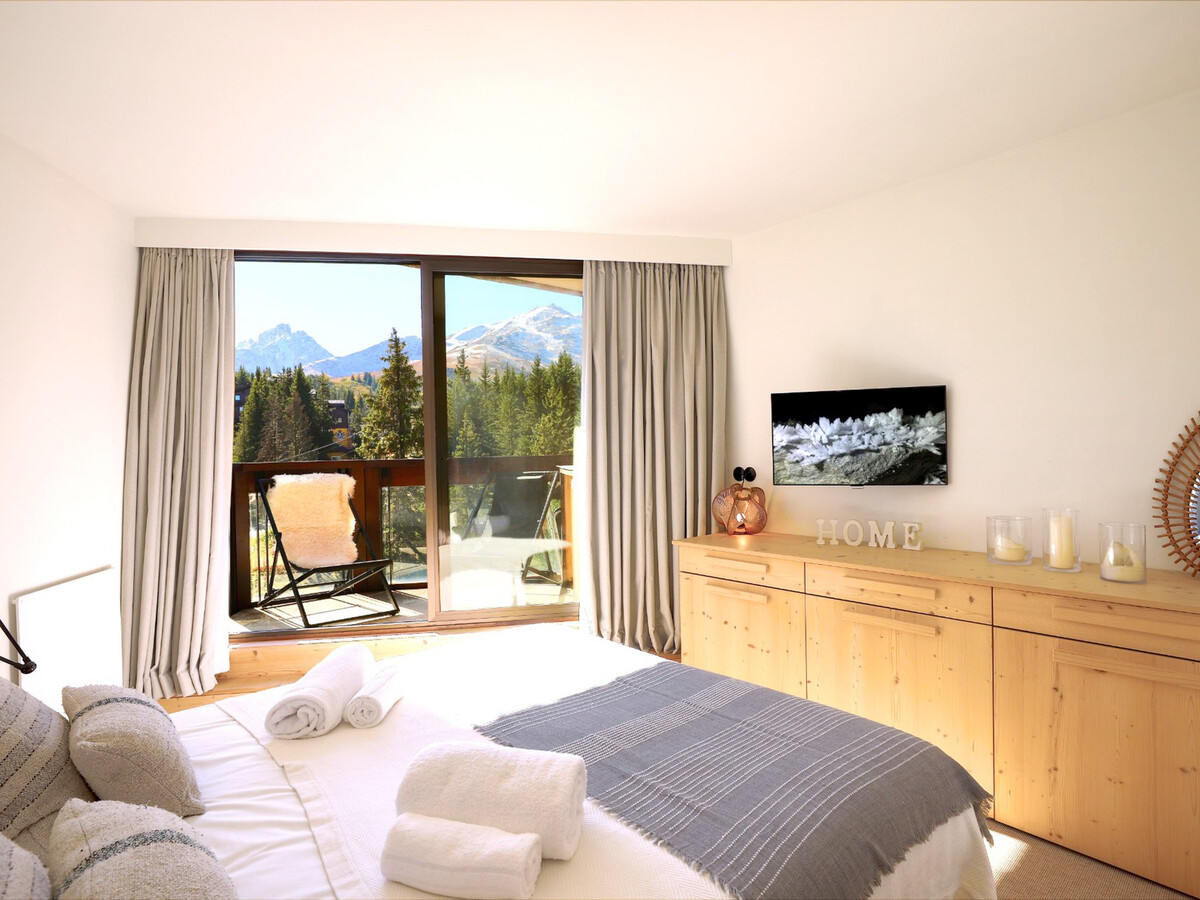 Appartement 3 pièces Courchevel 1850, accès direct pistes - Photo 3