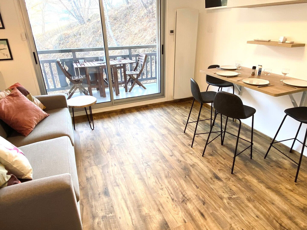 Studio 25m² rénové aux Deux Alpes, balcon sud - Photo 2