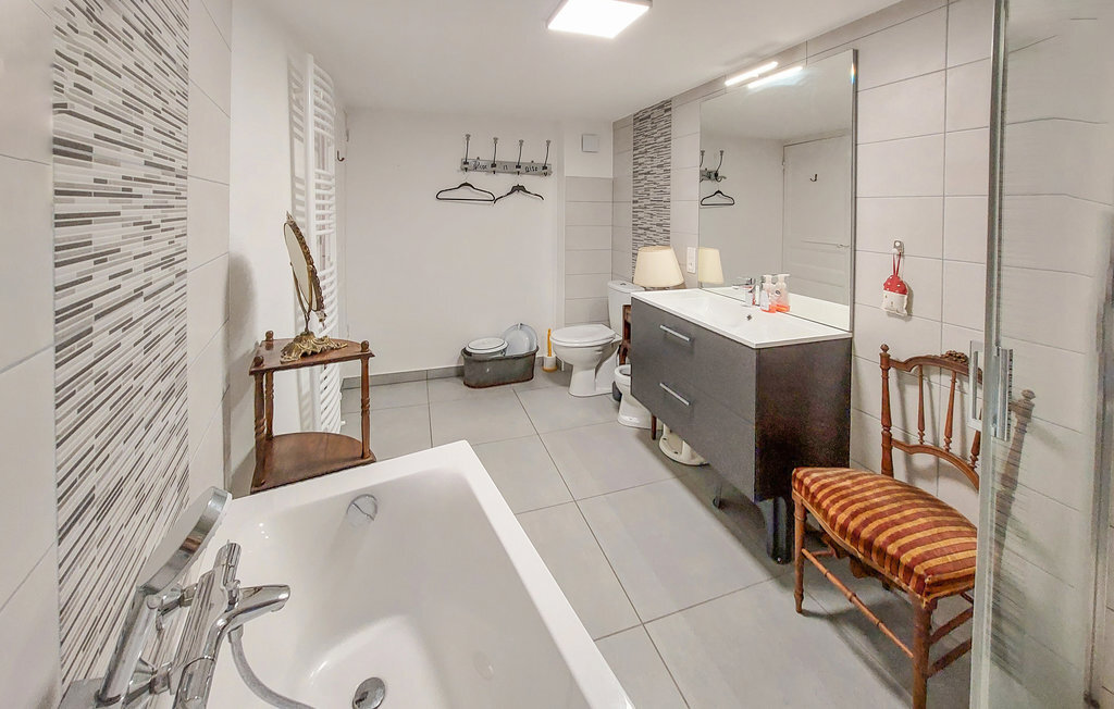 Maison 14 personnes avec jacuzzi et salle de jeux - Photo 30