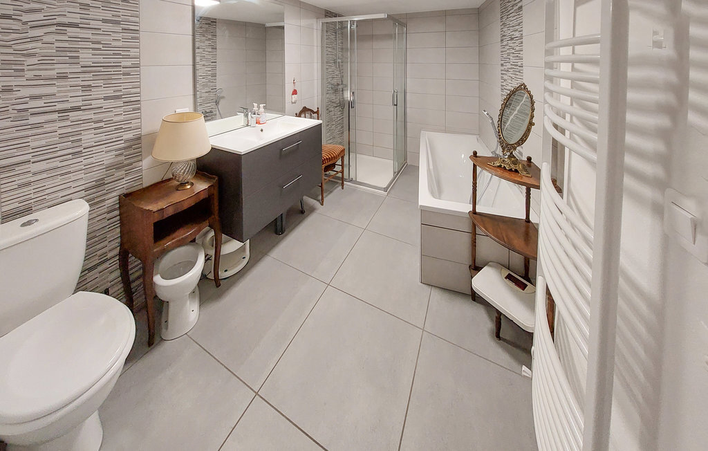 Maison 14 personnes avec jacuzzi et salle de jeux - Photo 33