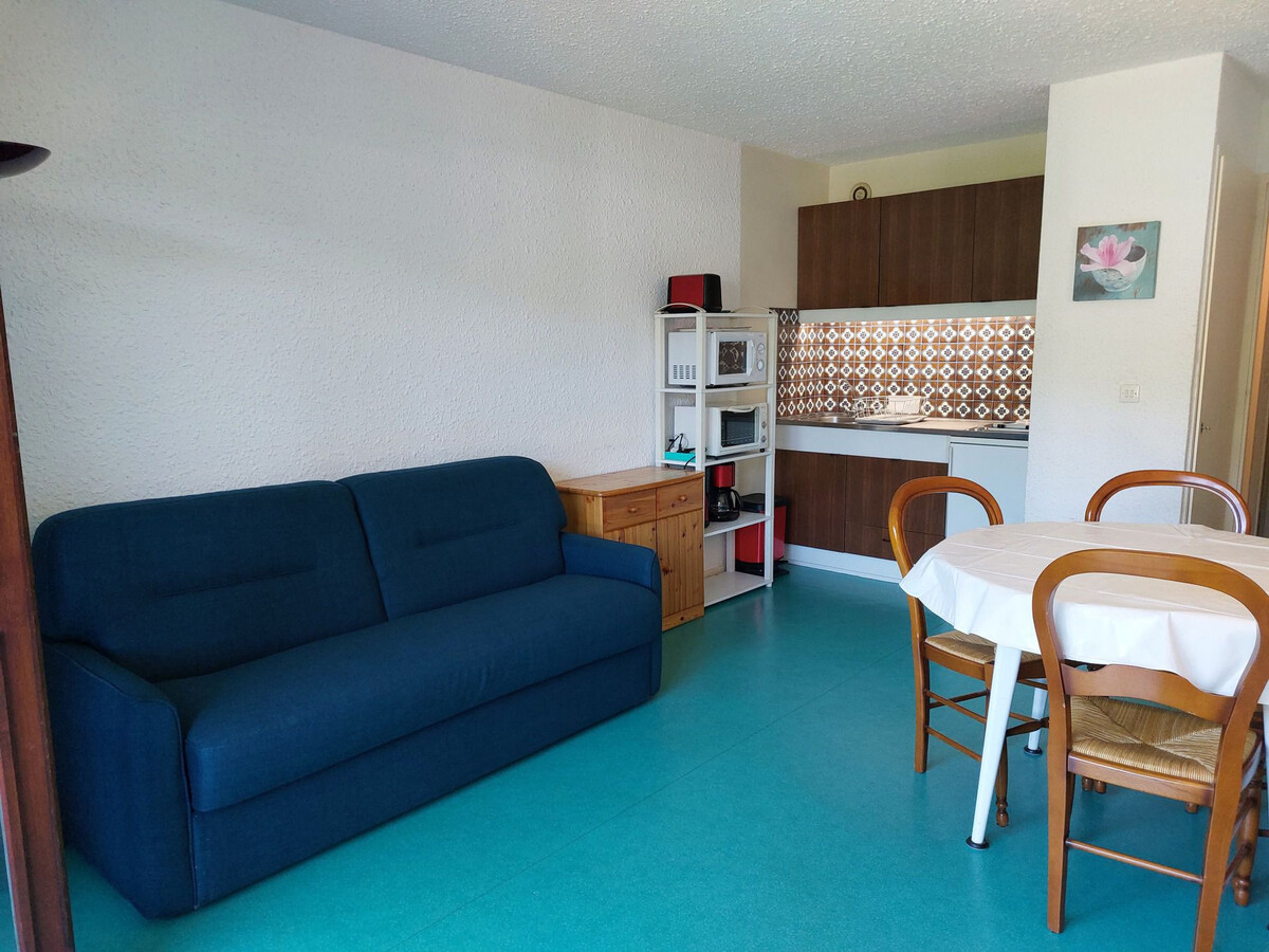 Appartement 28 m² balcon ouest, 500 m du centre, skis et vélos - Photo 2