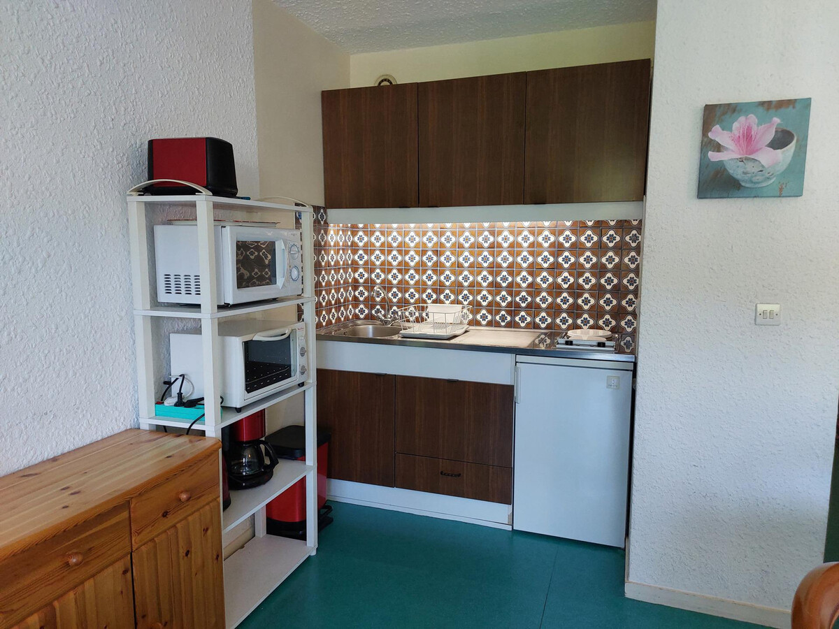Appartement 28 m² balcon ouest, 500 m du centre, skis et vélos - Photo 4