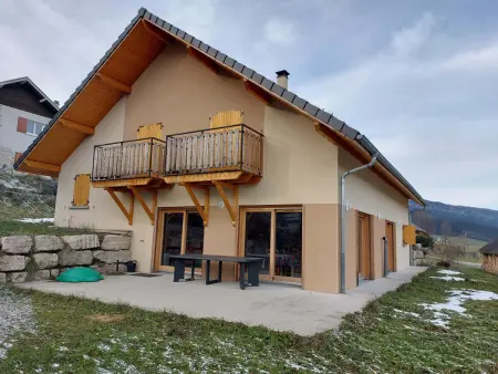 Maison lumineuse près des pistes à Méaudre - 8 personnes - Photo 10