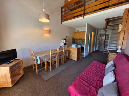 Location appartement à Autrans Méaudre en Vercors Autrans, Charmant Duplex à Autrans, 6 pers, 45m², Proche Pistes et Commerces, Balcon Sud