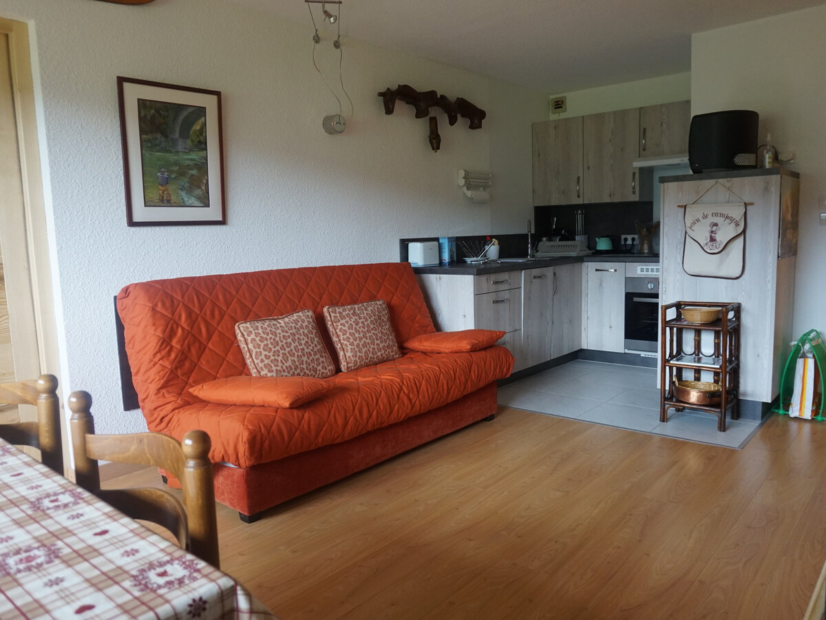 Appartement rénové 37m² balcon, 1 km pistes ski - Photo 2