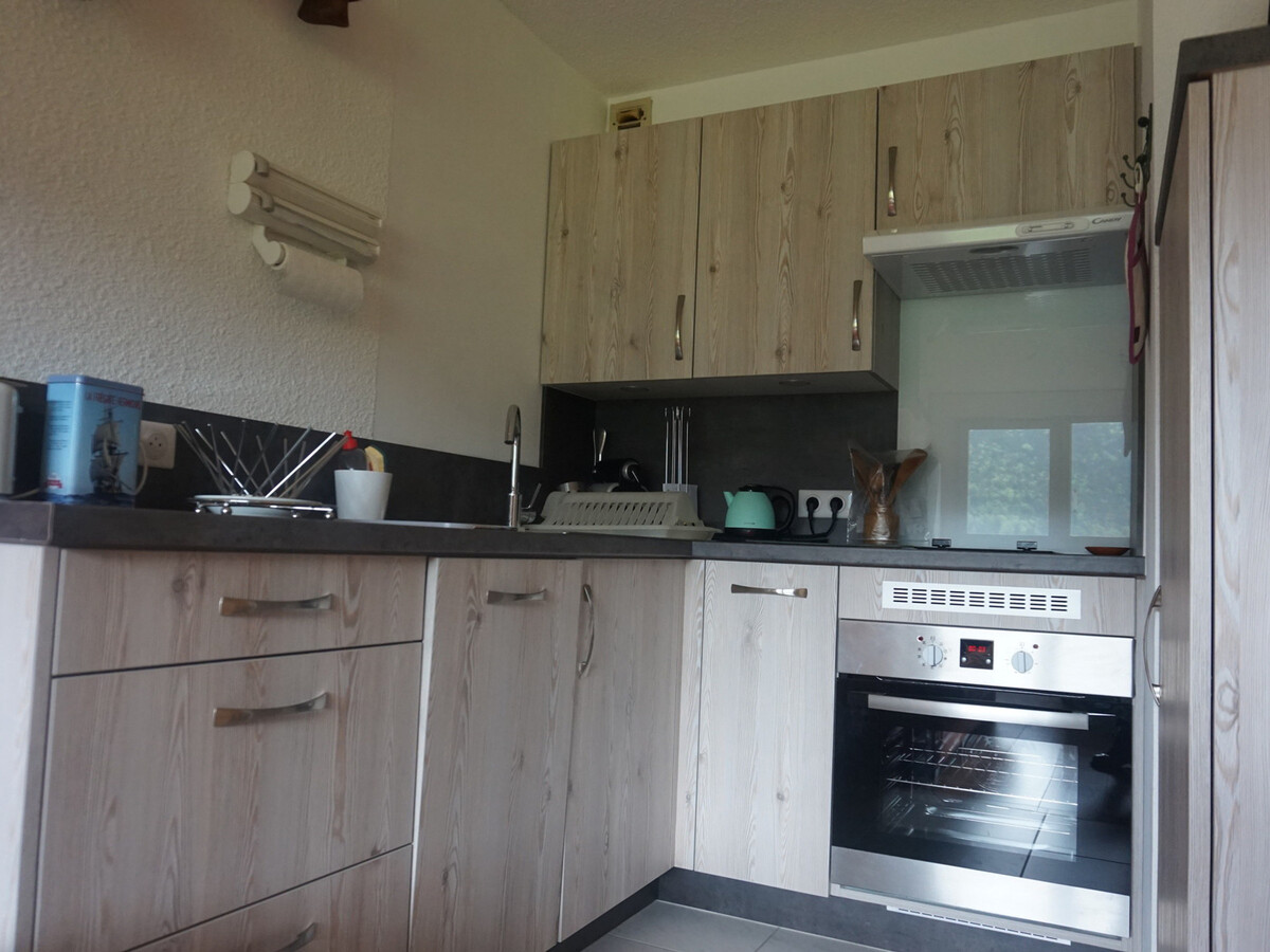 Appartement rénové 37m² balcon, 1 km pistes ski - Photo 4