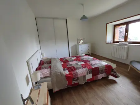 Appartement charmant rénové 47m², 4 pers, proche pistes ski, parking, WiFi - Photo 4