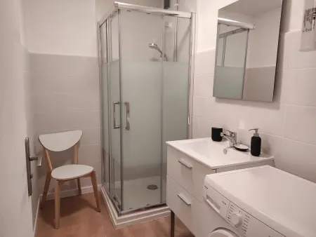 Appartement charmant rénové 47m², 4 pers, proche pistes ski, parking, WiFi - Photo 6