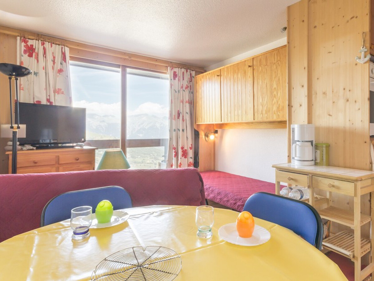 Studio 22m² ski aux pieds, piscine chauffée au Corbier - Photo 2