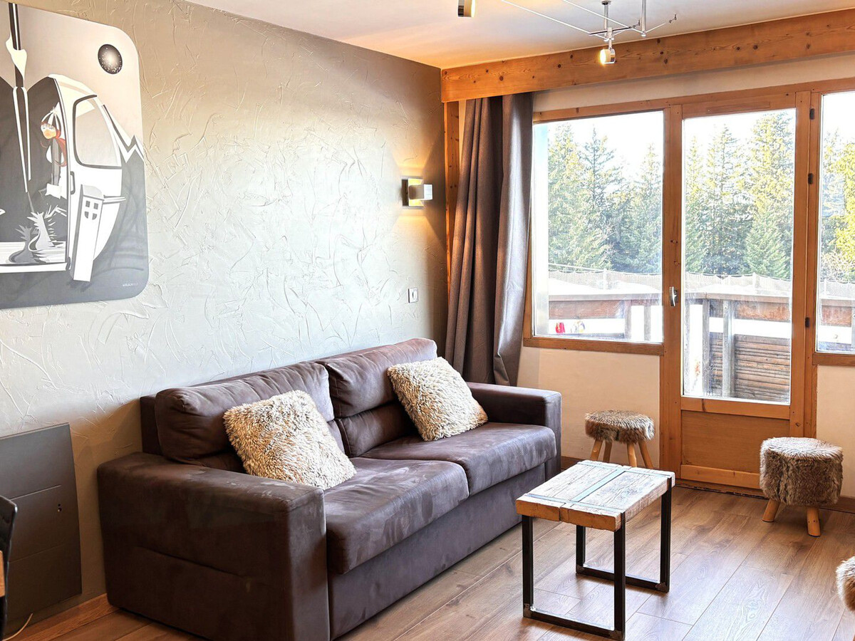 3 pièces rénové avec balcon sud-ouest, vue montagne - Photo 1