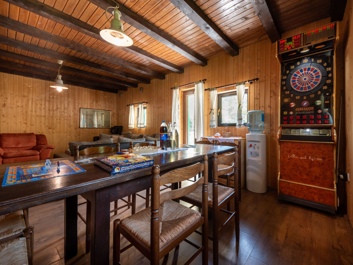 Legendao 2 – Maison 5 chambres en forêt croate - Photo 3