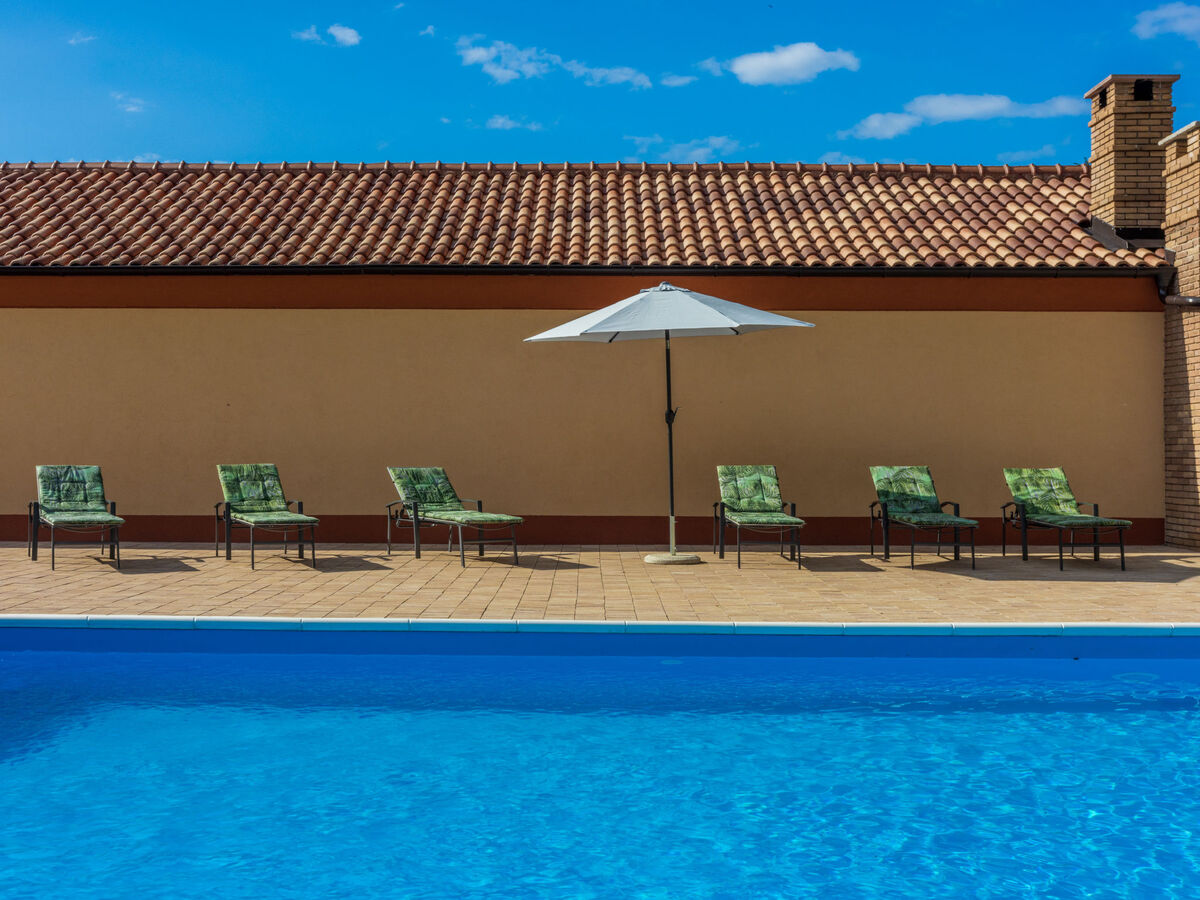 Lukata, maison 10 personnes avec piscine privée - Photo 21