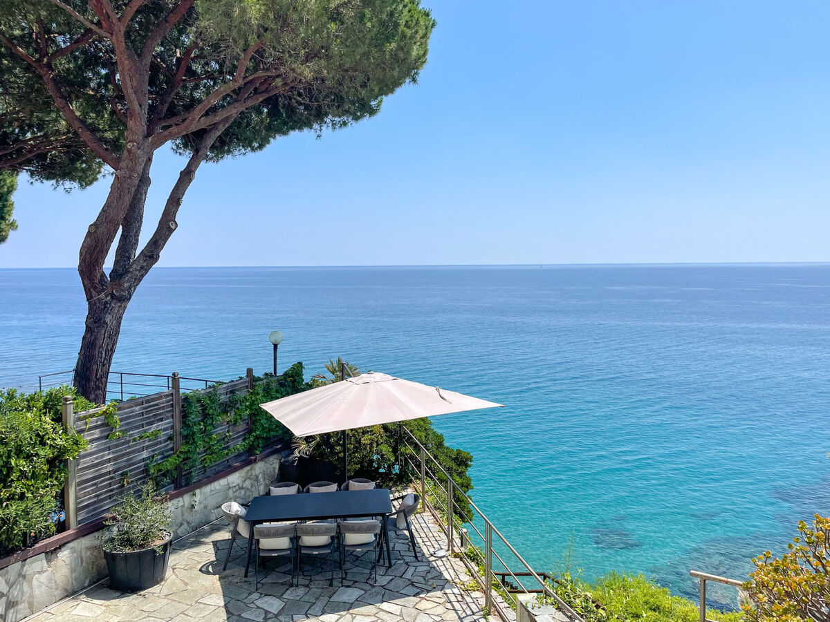 WeSea - Appartement Varazze, vue mer et jardin - Photo 1