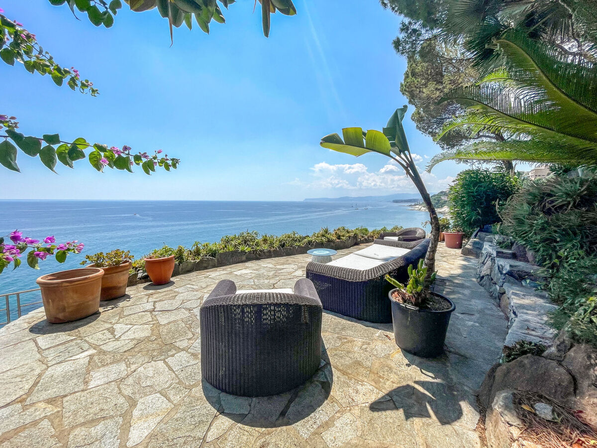 WeSea - Appartement Varazze, vue mer et jardin - Photo 3