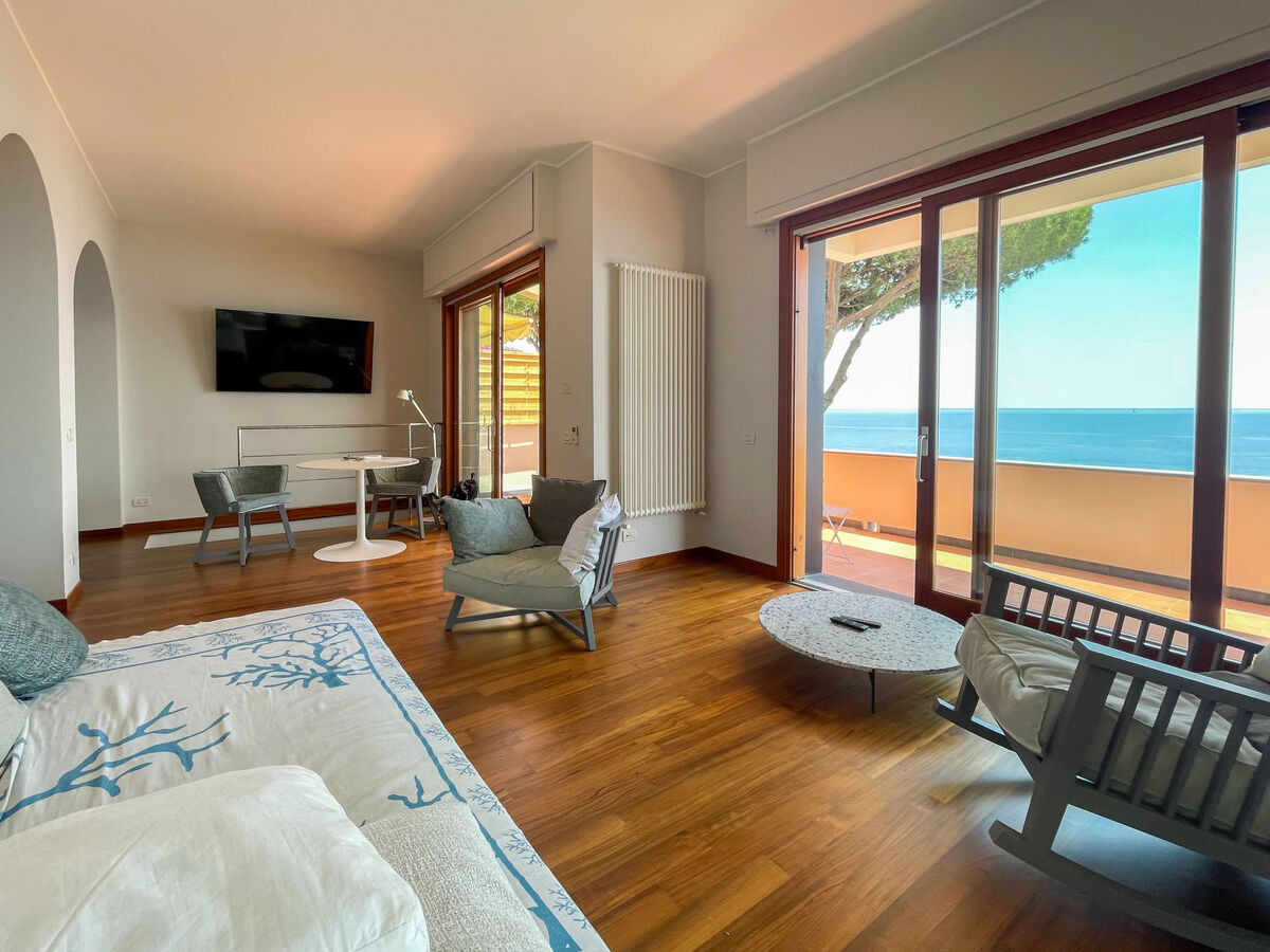 WeSea - Appartement Varazze, vue mer et jardin - Photo 6