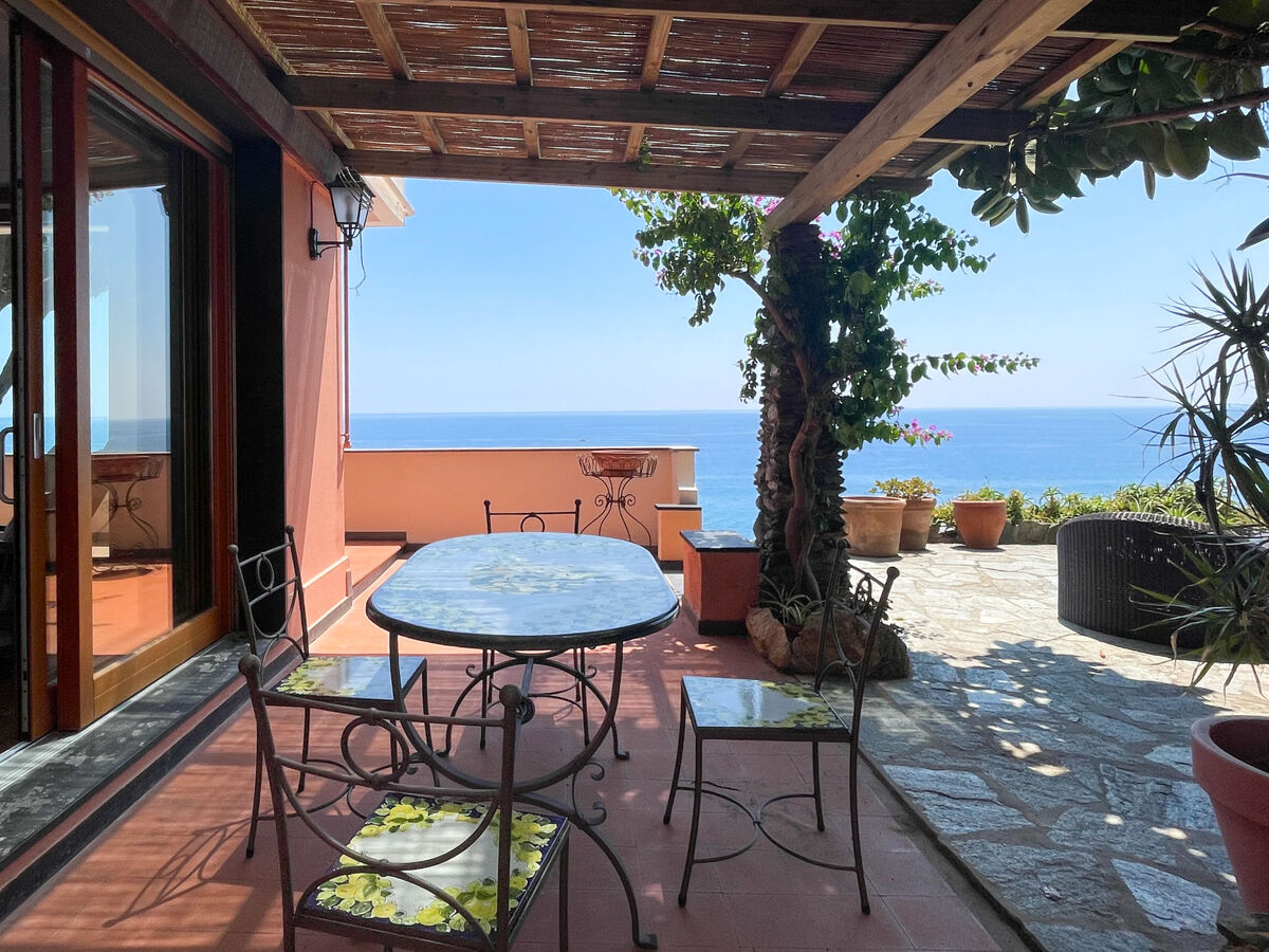 WeSea - Appartement Varazze, vue mer et jardin - Photo 18