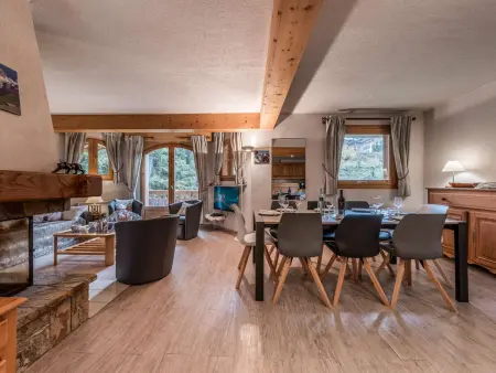 Duplex 8 pers aux pieds des pistes à Courchevel 1850 : photo 8