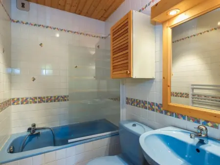 Duplex 8 pers aux pieds des pistes à Courchevel 1850 : photo 12