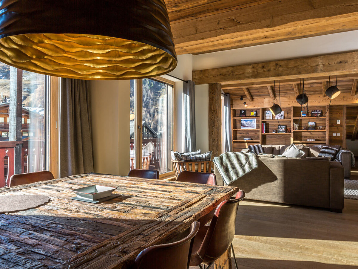 Appartement 240 m² avec cheminée et vue panoramique à Val-d'Isère - Photo 4
