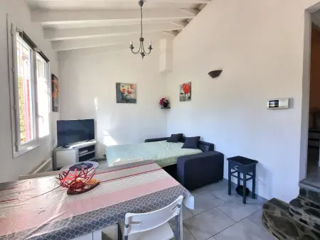 Maison rénovée à Port-Vendres, jardin et parking : photo 10