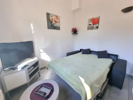 Maison rénovée à Port-Vendres, jardin et parking : photo 11