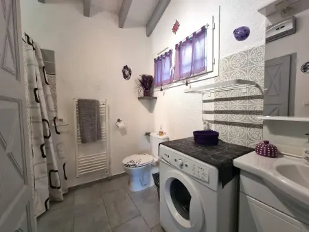 Maison rénovée à Port-Vendres, jardin et parking : photo 16