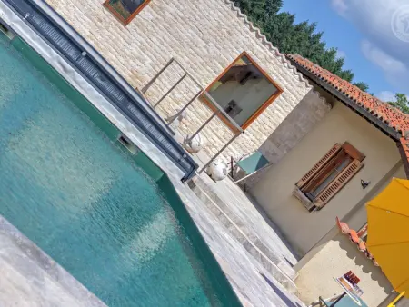 Domaine de Prandière : Maison 225m² spa, sauna et piscine - Photo 1