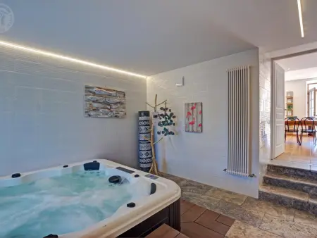 Domaine de Prandière : Maison 225m² spa, sauna et piscine - Photo 8