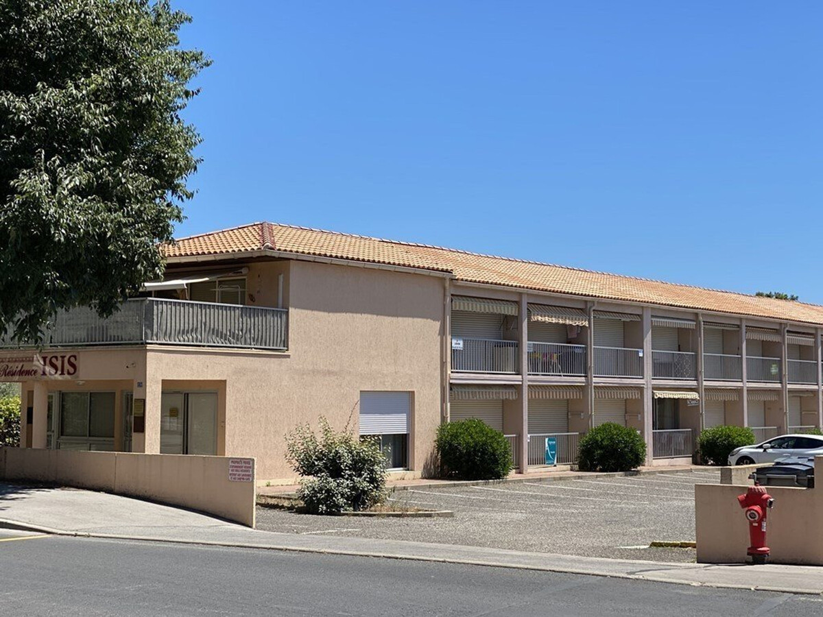 T2 rénové climatisé près des Thermes de Balaruc - Photo 9