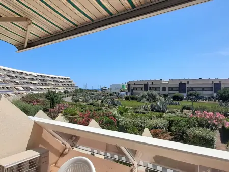 Location appartement à Cap d'Agde naturisme, Charmant Studio Climatisé avec Terrasse et Garage à Agde