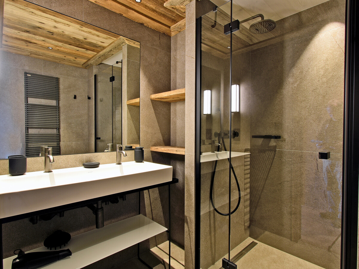 Appartement 4 chambres avec spa et conciergerie à Méribel - Photo 6