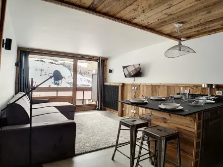 Location appartement à Les Menuires, Appartement rénové 36m², skis aux pieds, balcon sud