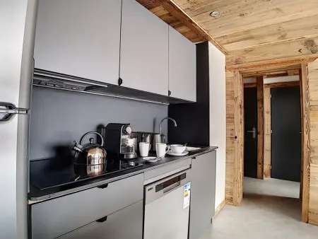 Appartement 36m² skis aux pieds, balcon sud Les Menuires : photo 6
