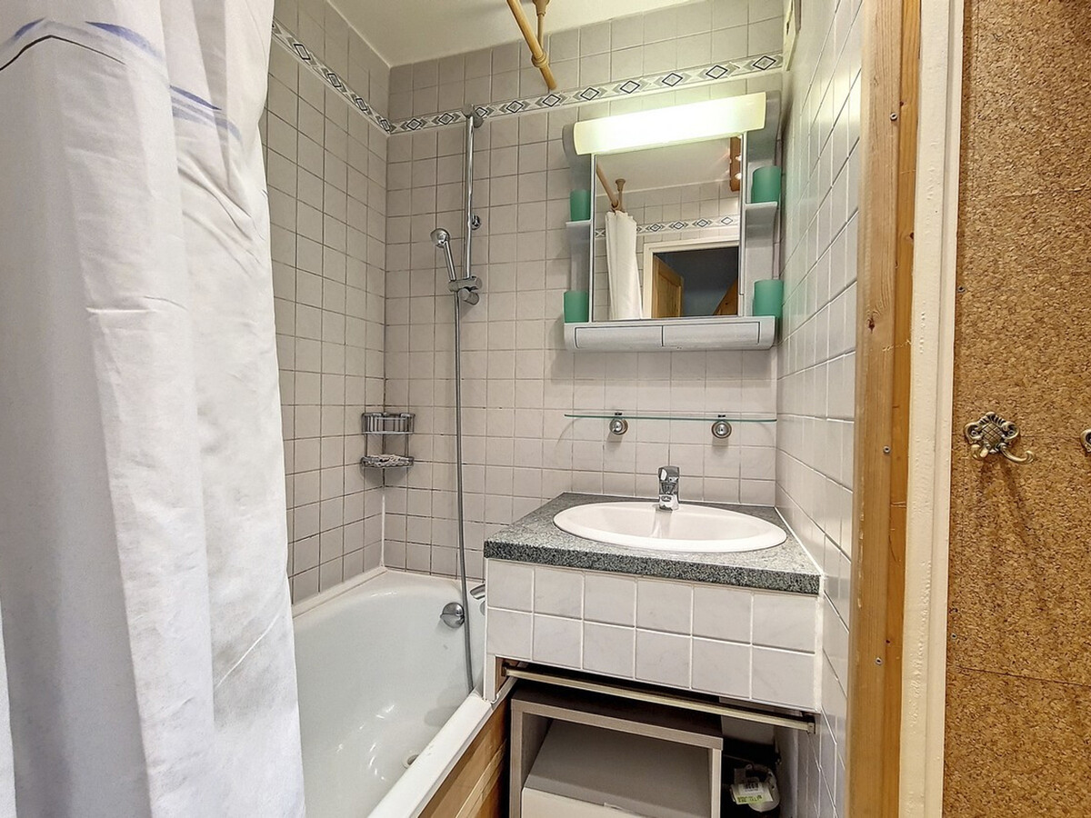 Appartement 33m² balcon, garage et mezzanine aux Menuires - Photo 11