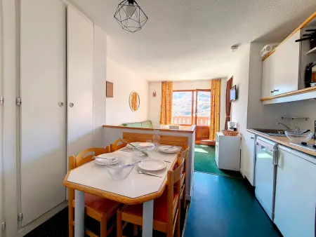 Appartement 2 pièces lumineux, 7e étage balcon aux Menuires : photo 2