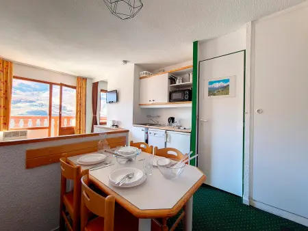 Appartement 2 pièces lumineux, 7e étage balcon aux Menuires : photo 5