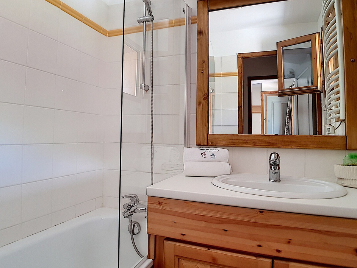 Appartement 3 pièces aux Menuires, sauna & hammam inclus - Photo 11