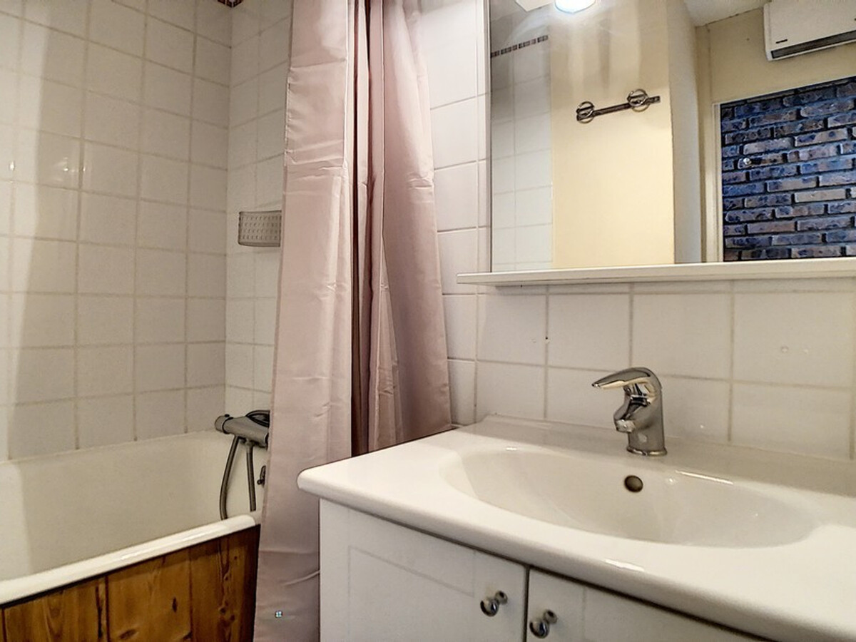 Studio 24m² ski aux pieds, balcon sud aux Menuires - Photo 11