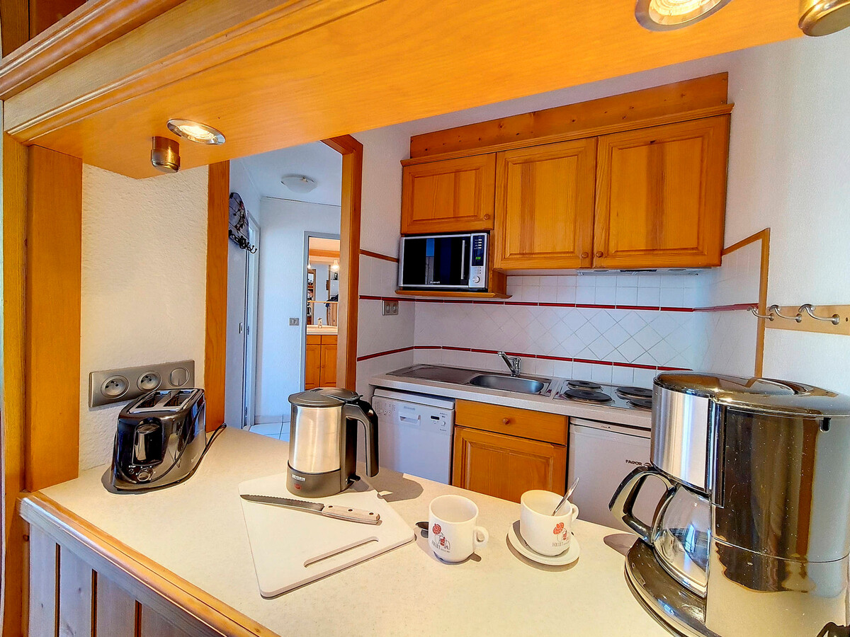 Appartement rénové 2 pièces aux Menuires, 2 balcons ouest - Photo 5
