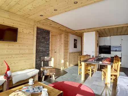 Appartement 3 pièces + cabine, skis aux pieds aux Menuires : photo 7