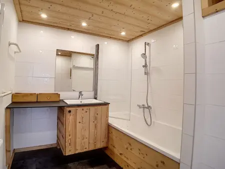 Appartement 3 pièces + cabine, skis aux pieds aux Menuires : photo 10