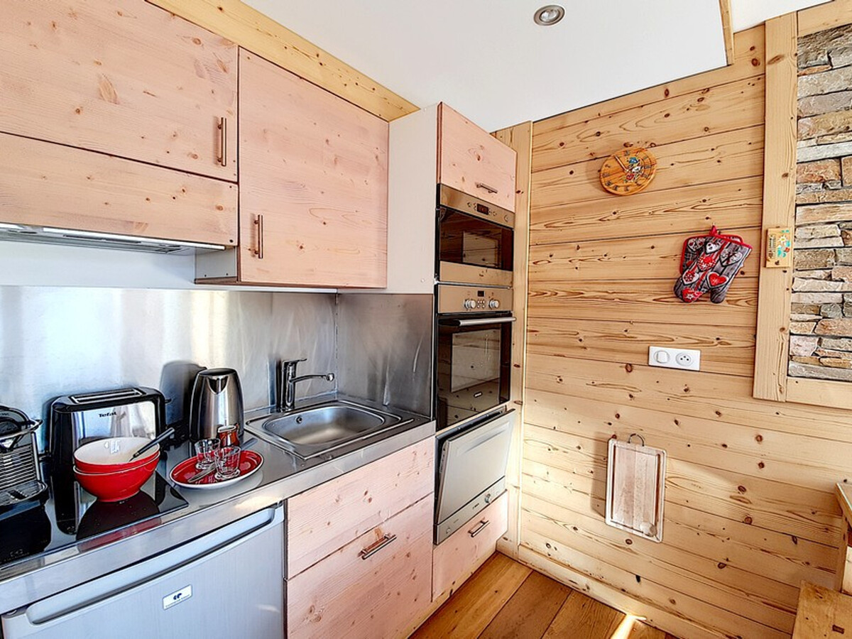 Appartement rénové 36m² avec 2 balcons aux Menuires - Photo 5