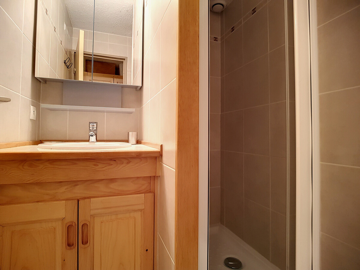 Appartement 5 pers. skis aux pieds, balcon sud aux Menuires - Photo 15