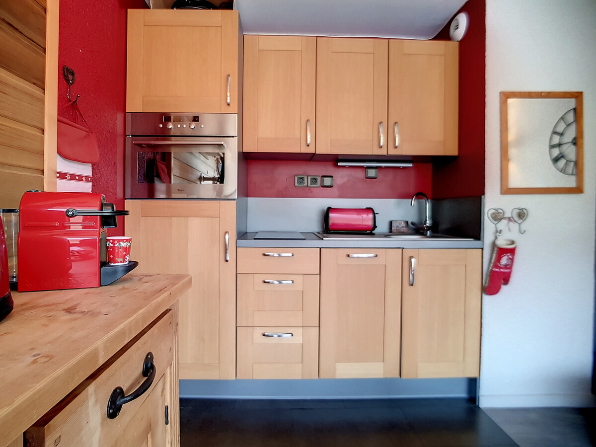 Studio 27 m² skis aux pieds, 4 personnes aux Menuires - Photo 6
