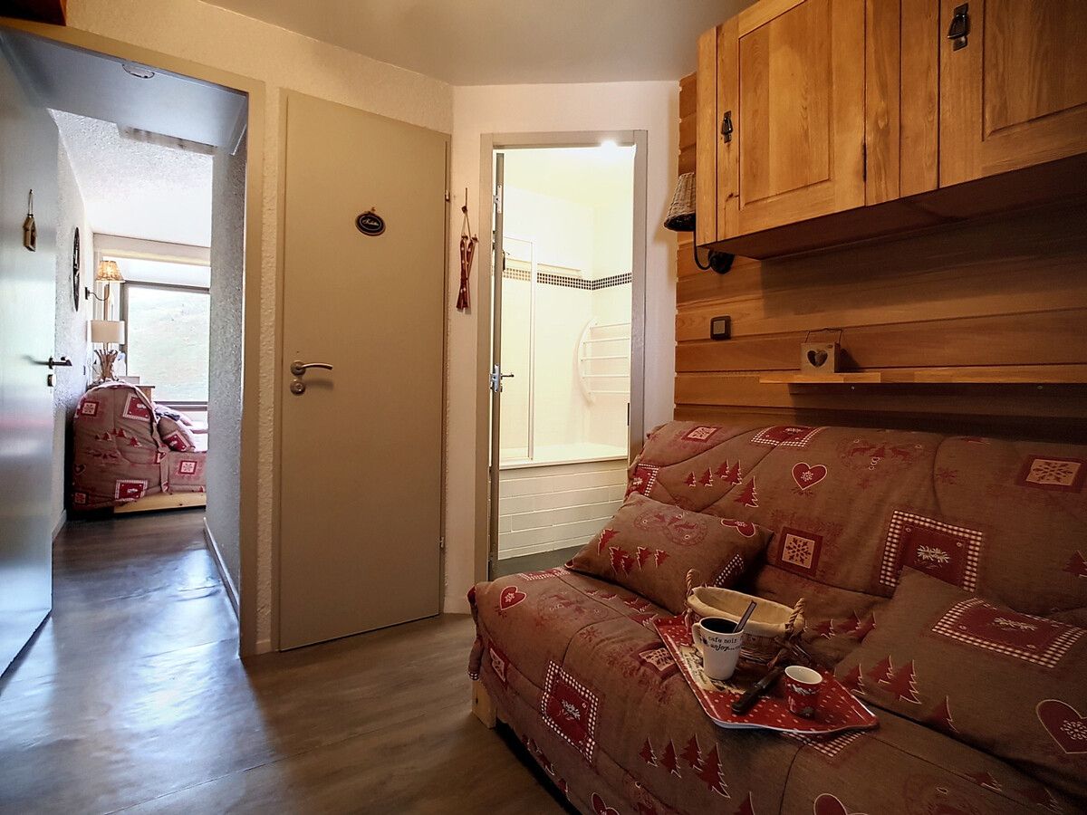 Studio 27 m² skis aux pieds, 4 personnes aux Menuires - Photo 8