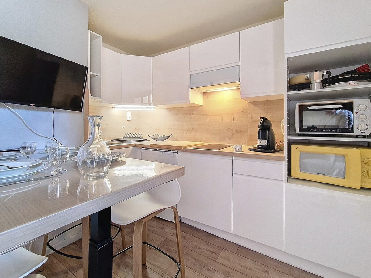 Studio 23 m² aux Menuires - Balcon Sud, ski aux pieds - Photo 8