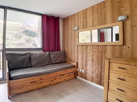 Studio avec balcon et coin montagne aux Menuires, pistes à 500 m : photo 5