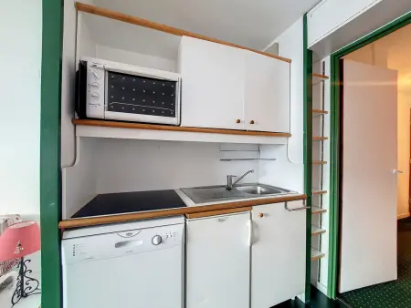 Studio 23m² balcon aux Menuires, 4 personnes : photo 8