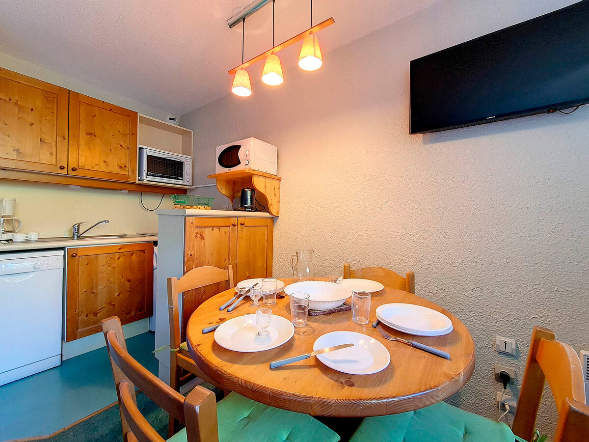 Studio skis aux pieds Les Menuires, 4 pers., Appartement 4 personnes à Les Menuires - Photo 2