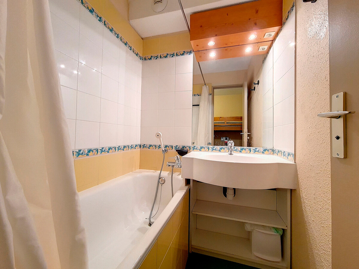 Studio skis aux pieds Les Menuires, 4 pers., Appartement 4 personnes à Les Menuires - Photo 4